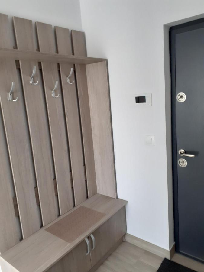 Sara Apartman Livezeni  Exterior photo
