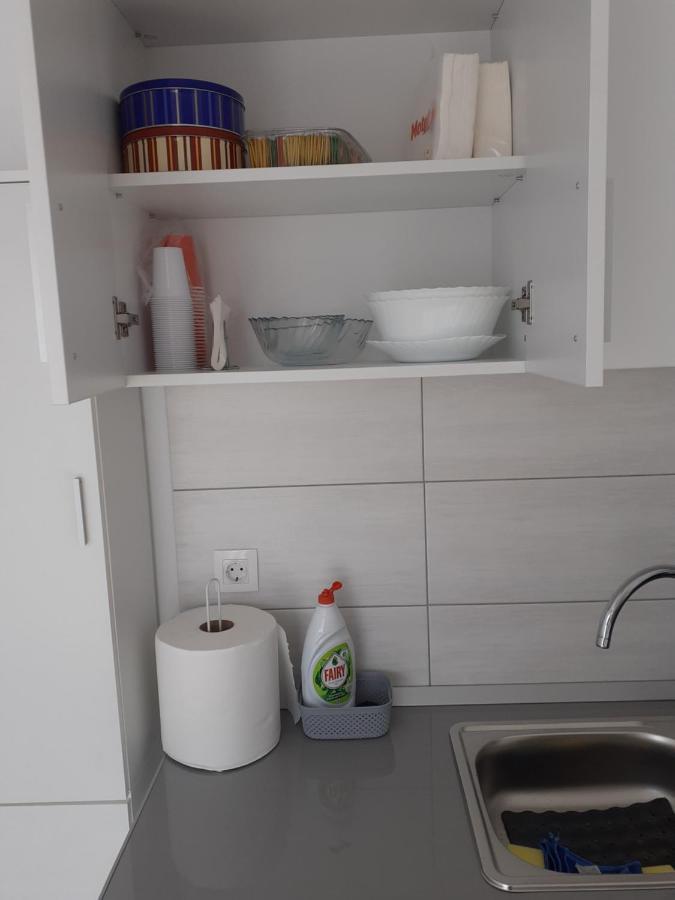 Sara Apartman Livezeni  Exterior photo